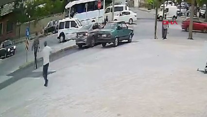 Konya'da Midibüs Şoförü Demir Parçasıyla Dövüldü