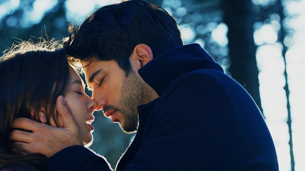 حب أعمى | الحلقة 74 | Kara Sevda - فيديو Dailymotion