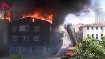 Ataşehir’de yangın: Üç binaya sıçradı, müdahale ediliyor
