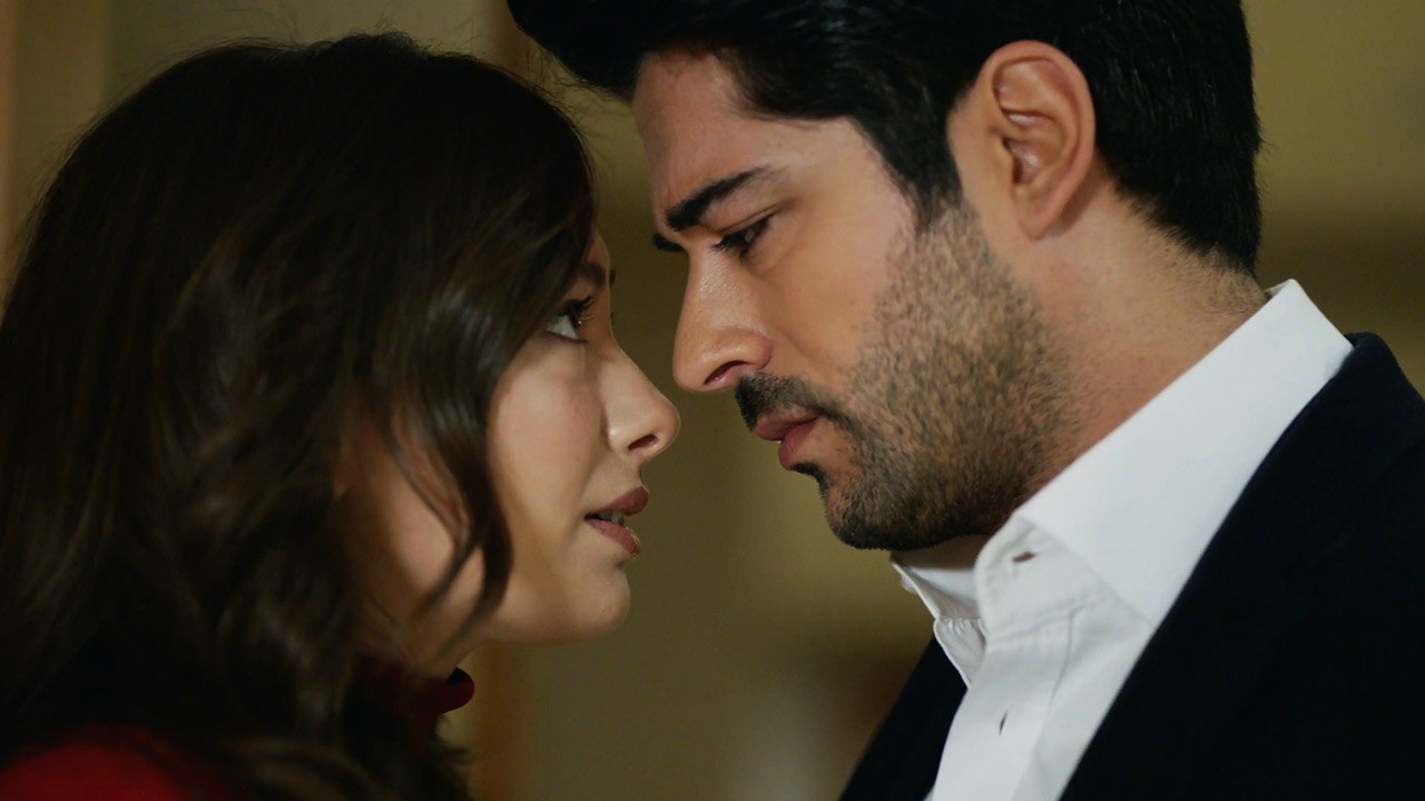 حب أعمى | الحلقة 89 | Kara Sevda - فيديو Dailymotion
