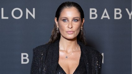 GALA VIDÉO - Malika Ménard en deuil et “inconsolable” : ses mots bouleversants après la mort de père