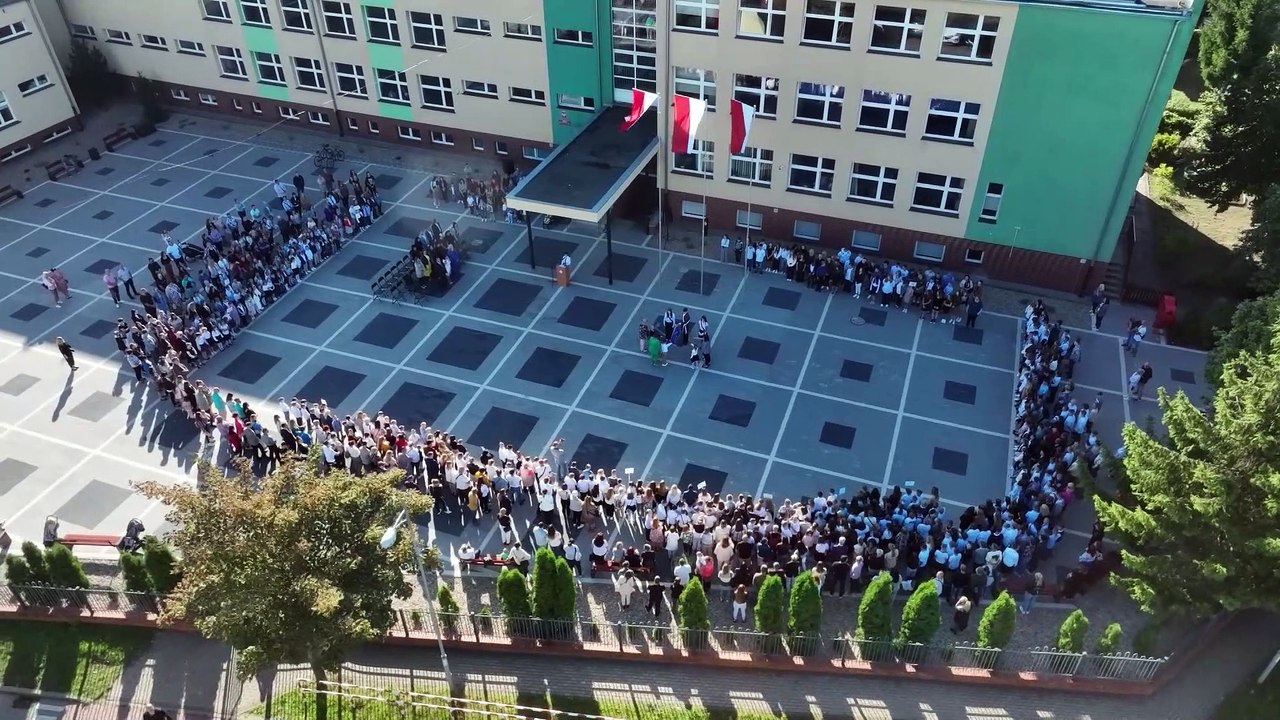 Gazeta Lubuska. Kostrzyn nad Odrą. Rozpoczęcie roku szkolnego w SP 4