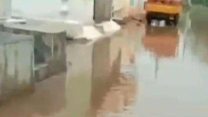 అనంతపురం జిల్లా: దంచికొట్టిన వర్షం... నీటిలో కాలనీలు..!