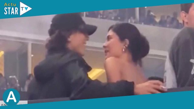 Kylie Jenner et Timothée Chalamet très complices au concert de Beyoncé, la vidéo fait réagir
