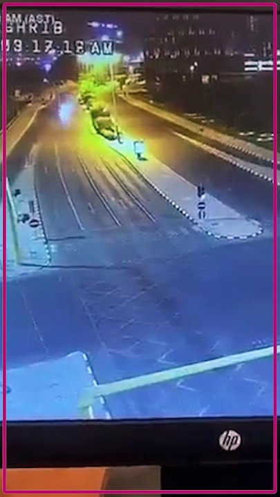 عيون العنود يوسف بدون مكياج في البحر تثير الجدل