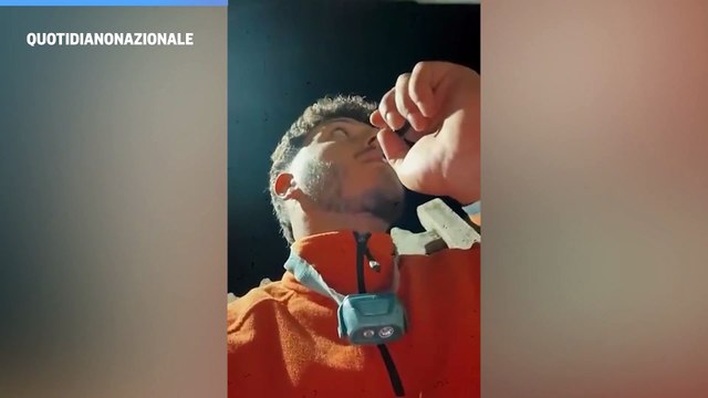 Brandizzo, video girato da una vittima: Se vi dico 'treno' spostatevi