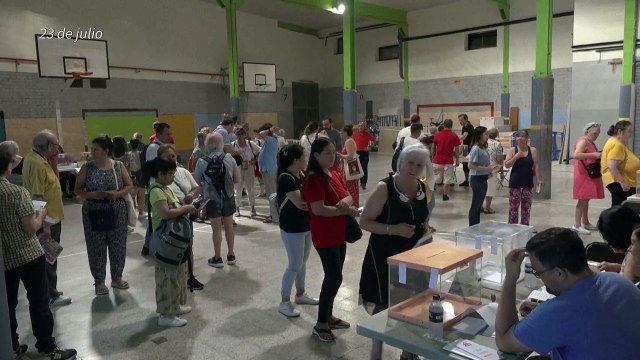 Puigdemont pide amnistía de independentistas catalanes para apoyar al nuevo gobierno español