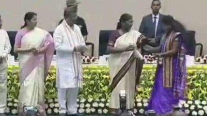 नर्मदापुरम: राष्ट्रपति सम्मान से सम्मानित हुई सारिका घारू- देखिए खबर