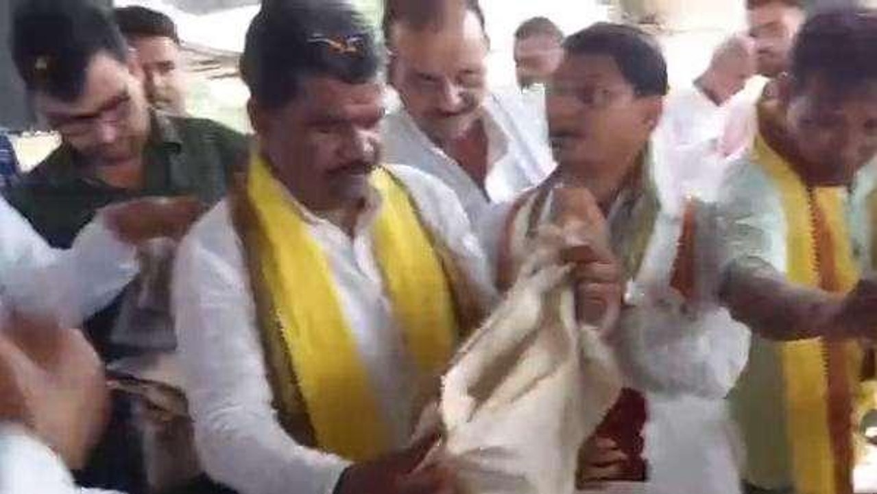 सिवनी: शिक्षक दिवस पर सैकड़ो शिक्षकों का सम्मान,शिक्षा जगत में योगदान का सराहा