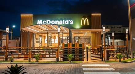 Granada inaugura el restaurante número 600 de McDonald's