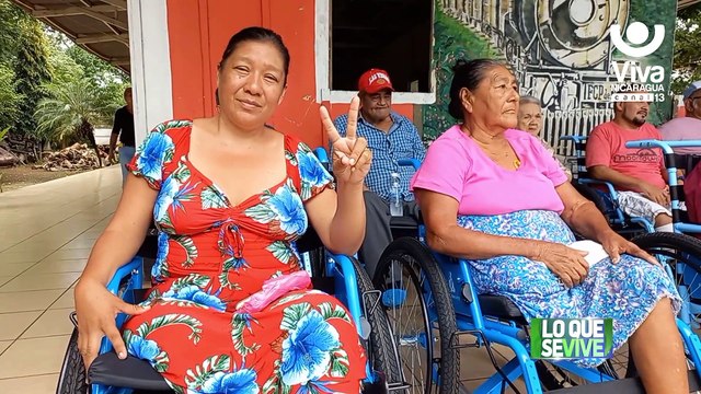 Programa Todos con Voz entrega sillas de ruedas en San Marcos