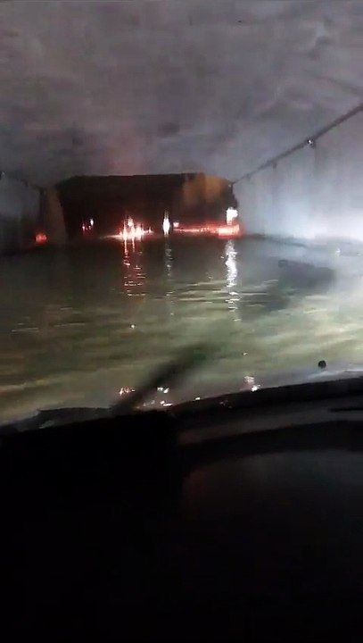 İstanbul’u sel teslim aldı!