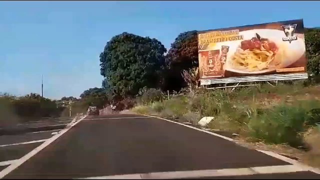 Perseguição da PRF contra veículos de traficantes no Paraná