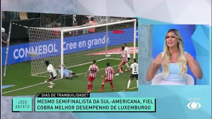 Denilson: Problema é o desempenho do Corinthians, não o relacionamento de Luxemburgo com jogadores