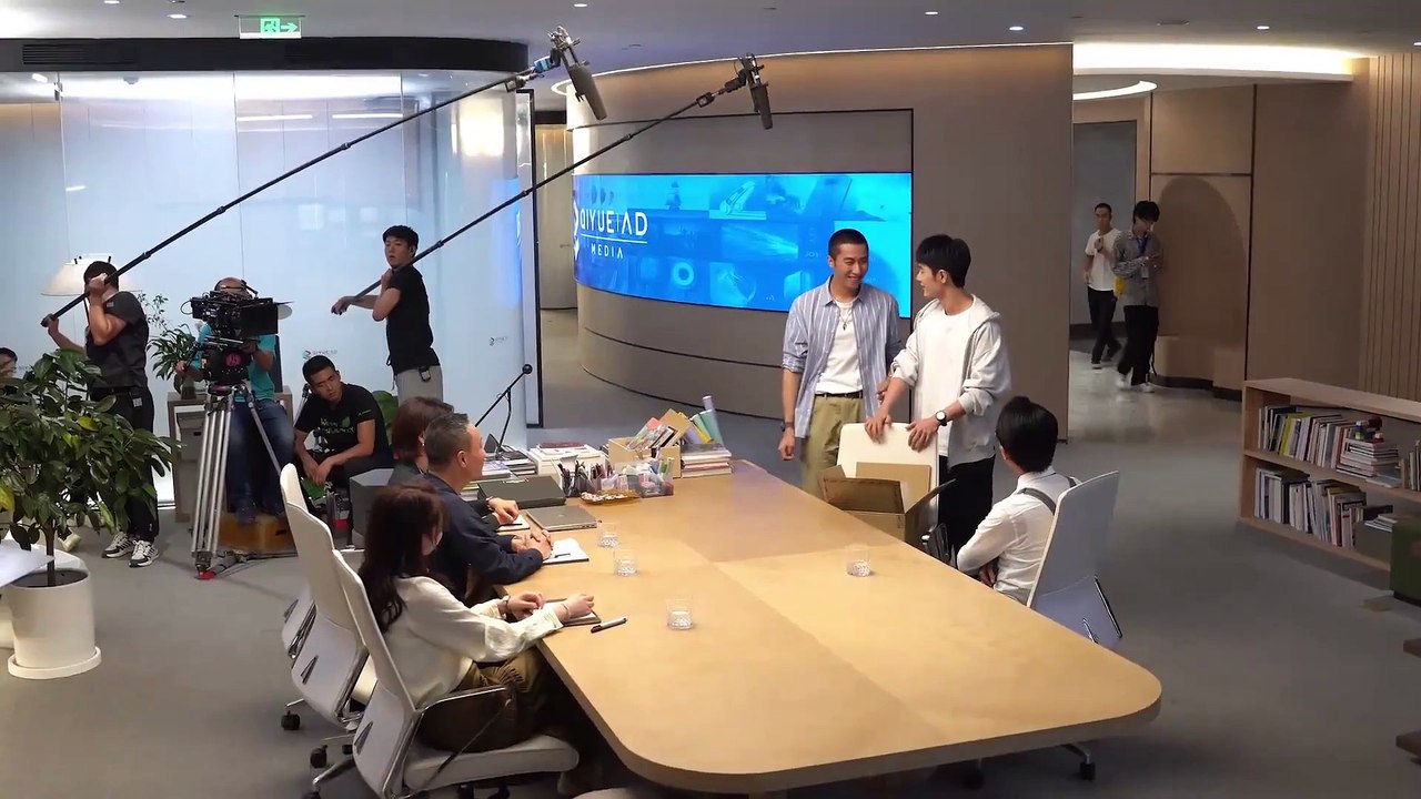 [SUB ESPAÑOL] 230904 Sunshine By My Side weibo update - Detrás de escenas con Xiao Zhan