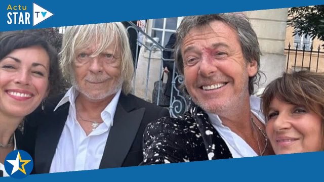 Renaud fait une rare apparition au mariage de son ami Hugues Aufray