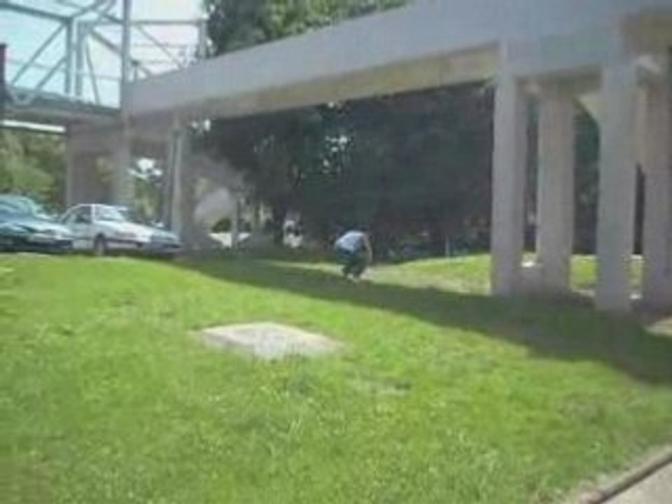 B.A  de larbi sulivan un jour dejuin 2007 urban move roubaix
