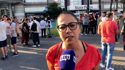 Sputnik grevine destek için TİP Sözcüsü Sera Kadıgil de gazetecilerin yanındaydı