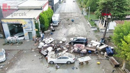 İstanbul’da sel: Mobilyacılar sitesindeki hasar havadan görüntülendi