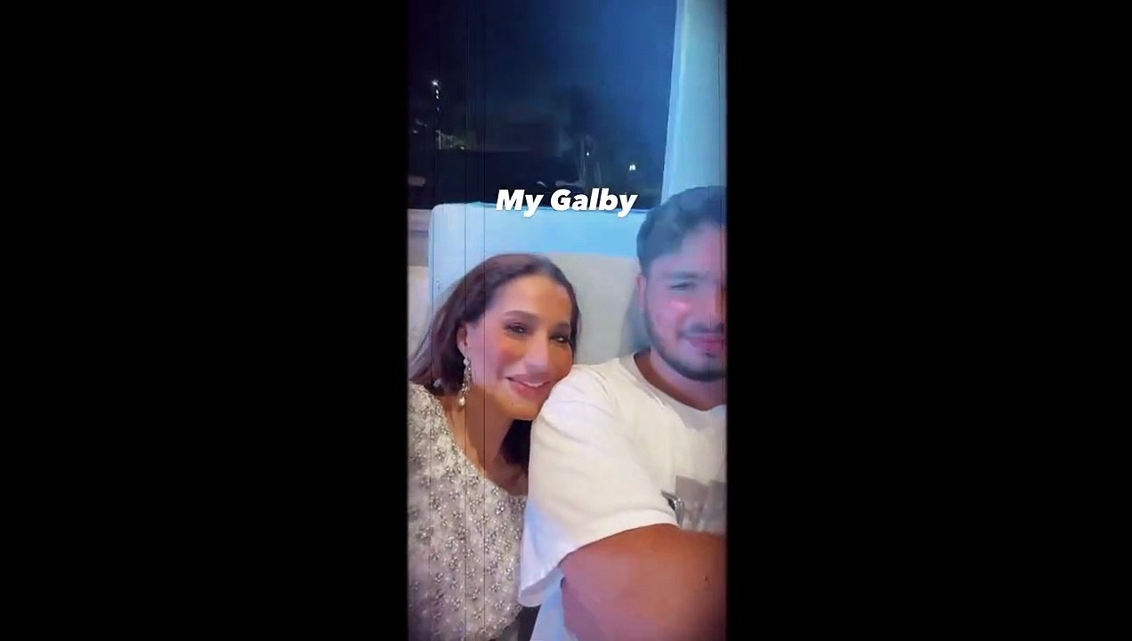 بسمة وهبة مع ابنها في ظهور نادر له