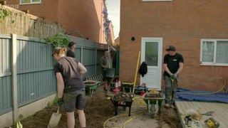 Garden Rescue S08E22 Muxton