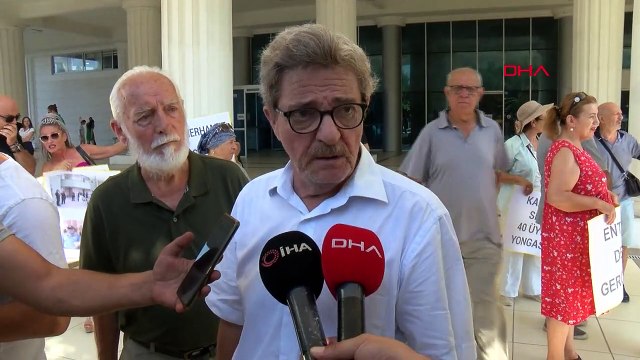 DAYANIKSIZ OLDUĞU GEREKÇESİYLE YIKIM KARARI VERİLEN SİTE SAKİNLERİ 'GÜÇLENDİRME' İSTEDİ