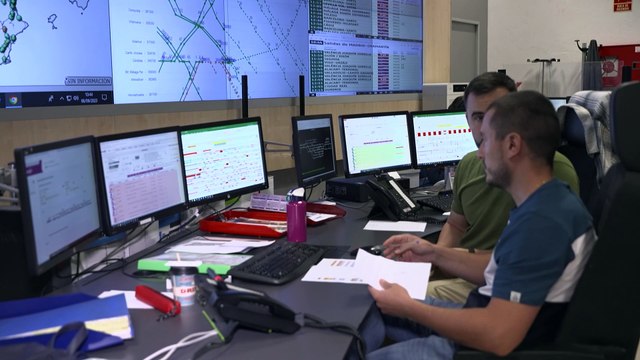 Renfe moviliza a más de 1.500 trabajadores para atender las consecuencias de la DANA