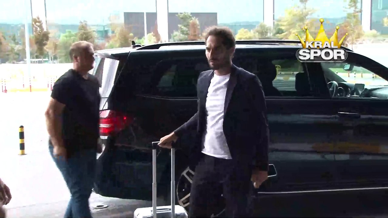 A Milli Futbol Takımı, Ermenistan maçı için Eskişehir'e gitti