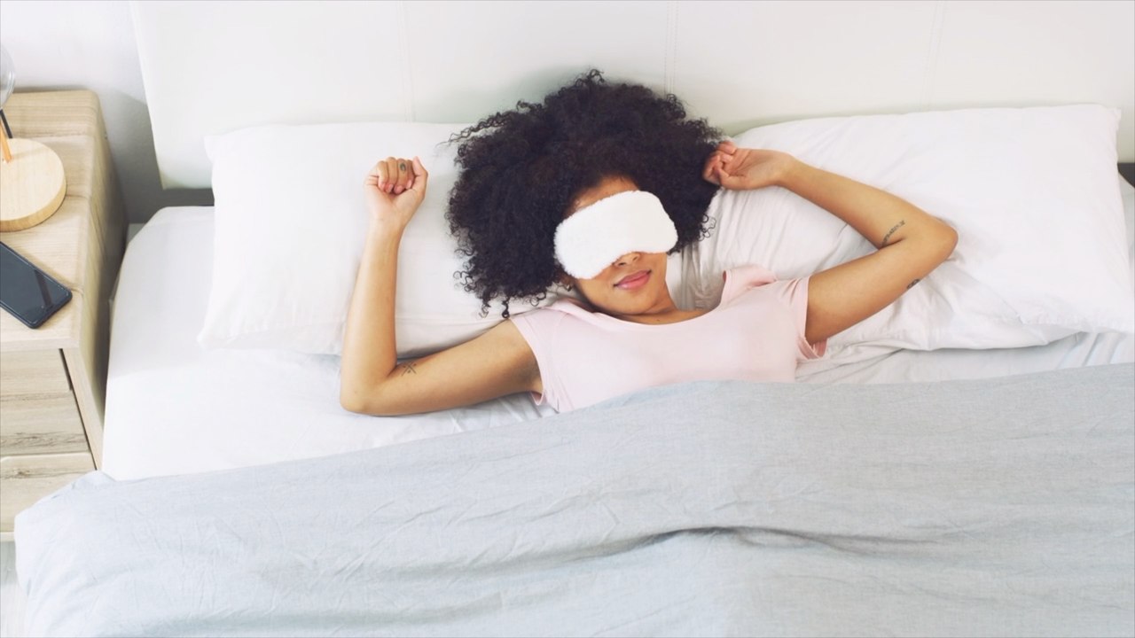 Your Answer to Jet Lag May Be a ‘Larger Meal in the Early Morning’