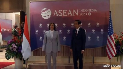 Harris in Indonesia per l'Asean, fra i temi Myanmar e Mar Cinese