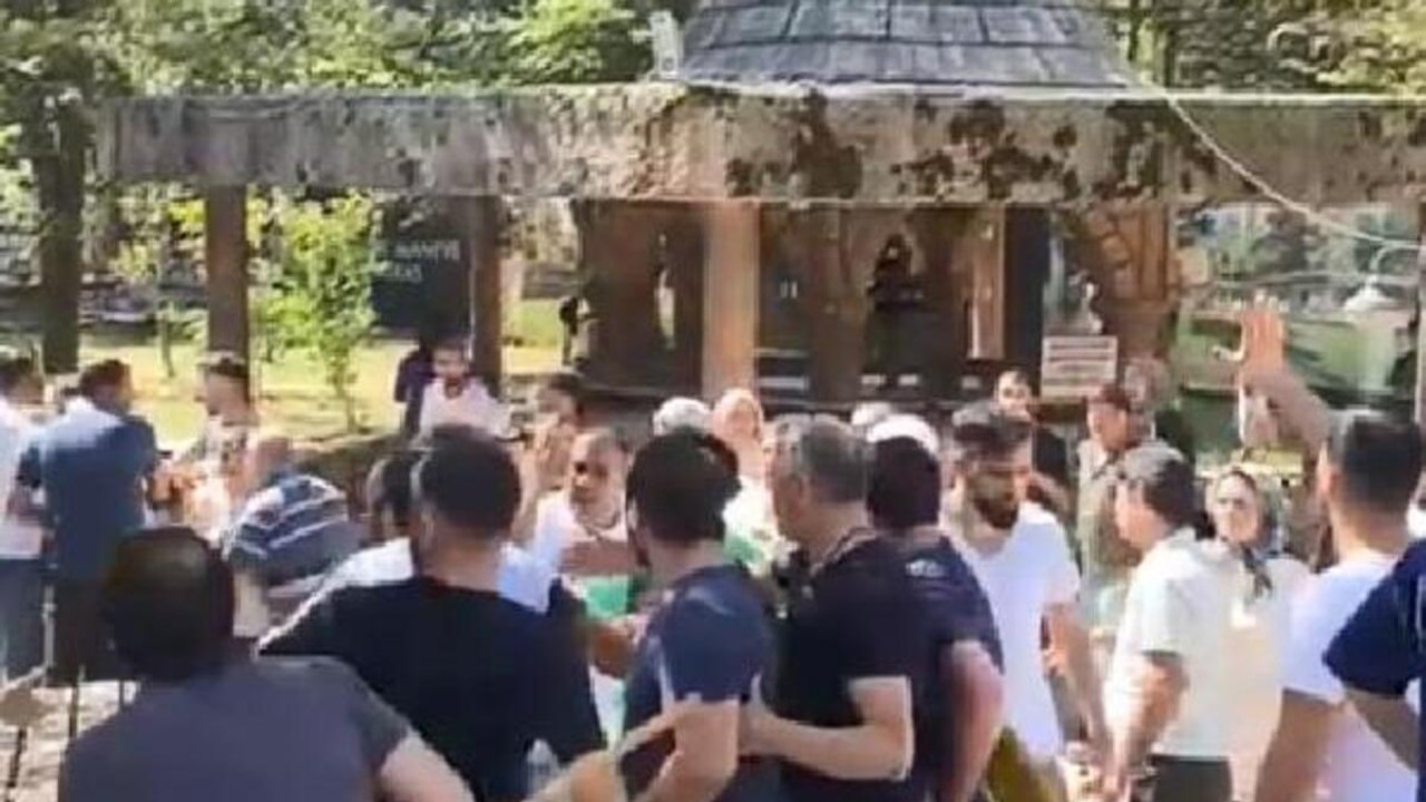 Bolu'da türbede tekme, yumruk ve sopalı kavga