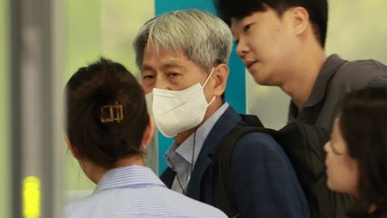 '허위 인터뷰 의혹' 신학림 나흘 만에 재출석...檢 포렌식 참관 / YTN