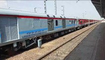 Indian Railway: इस ट्रेन से मुम्बई का सफर देगा शानदार अनुभव