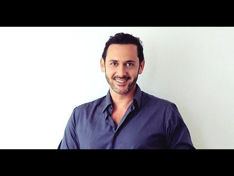 Emanuele Giorgi (Plus belle la vie) s’est fait “manipuler par un enfant d’un an et demi”