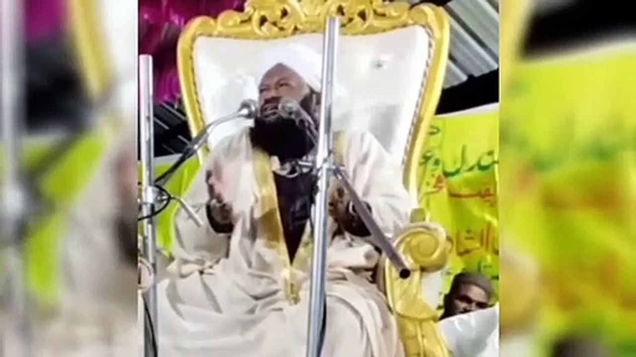 Funniest_Jokes_&_videos_of_Pakistani_Molvi_Recorded_In_Masjid__Israr ...