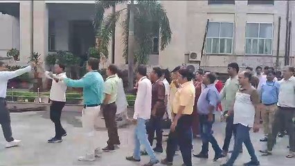 सरकारी अस्पतालों में फार्मासिस्टों ने किया कार्य बहिष्कार