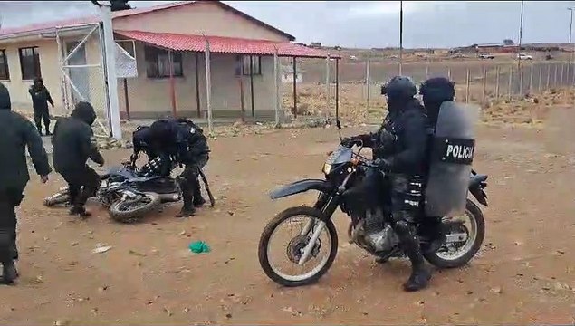 Camacho es ingresado a la cárcel de Chonchocoro tras someterse a estudios médicos