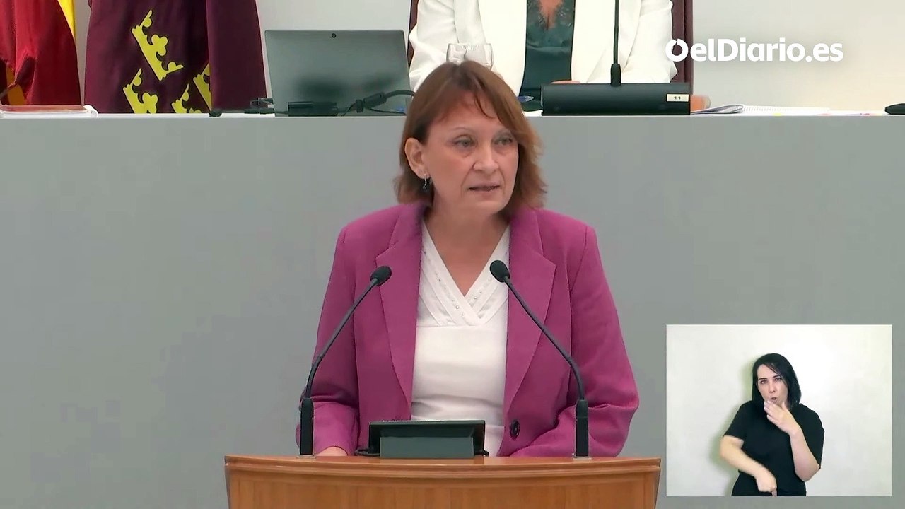 María Marín (Podemos) a López Miras en su investidura: "Ustedes trabajan para las personas que son dueñas de casi todo"