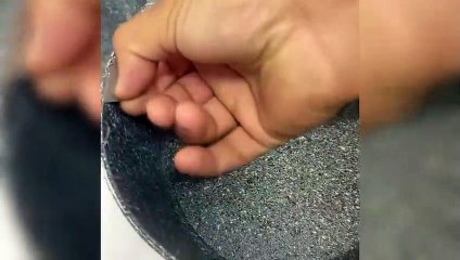 Marketten aldığı granit tencerenin sahte olduğunu anlayan vatandaş her şeyi ifşa etti