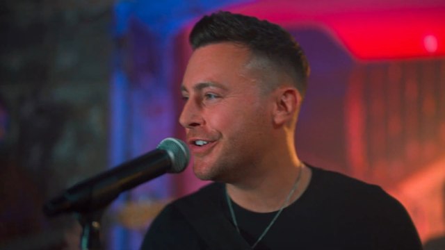 Singer Nathan Carter reflects on the Leeds Irish Centre ahead of his return