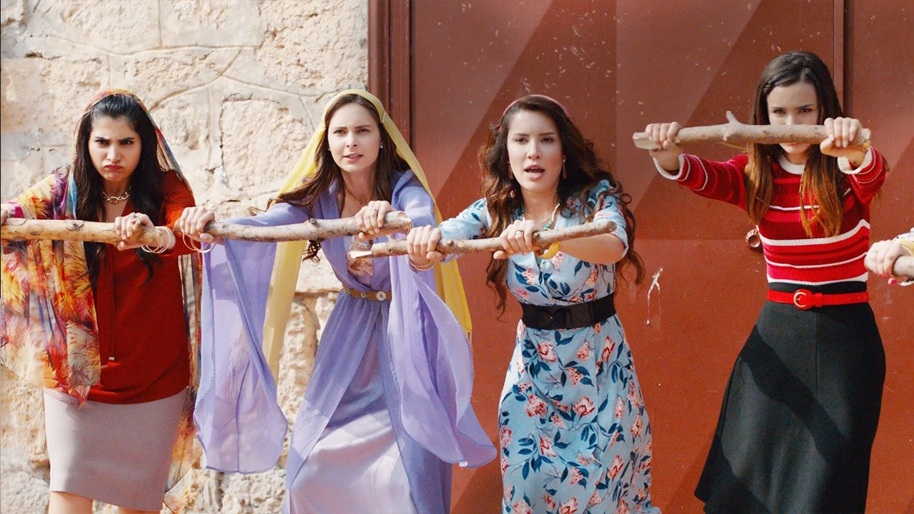 Kaynana ve Gelinlerin Kavgası | Yeni Gelin