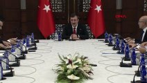 Cumhurbaşkanı Yardımcısı Cevdet Yılmaz ve 5 bakan, Orta Vadeli Programla ilgili soruları cevapladı