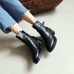 535-CLOVIS-CUIR-GRAINE-H23-NOIR_VIDEO