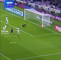 Lionel Messi VS Cristiano Ronaldo