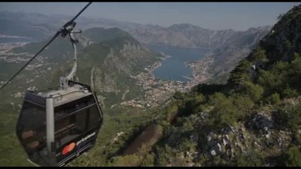 Montenegro, una funivia panoramica sulla baia patrimonio Unesco