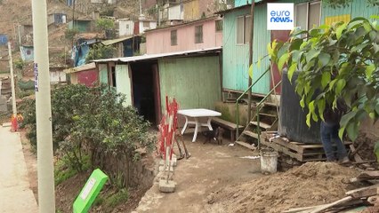 Perú | La destrucción del "muro de la vergüenza"