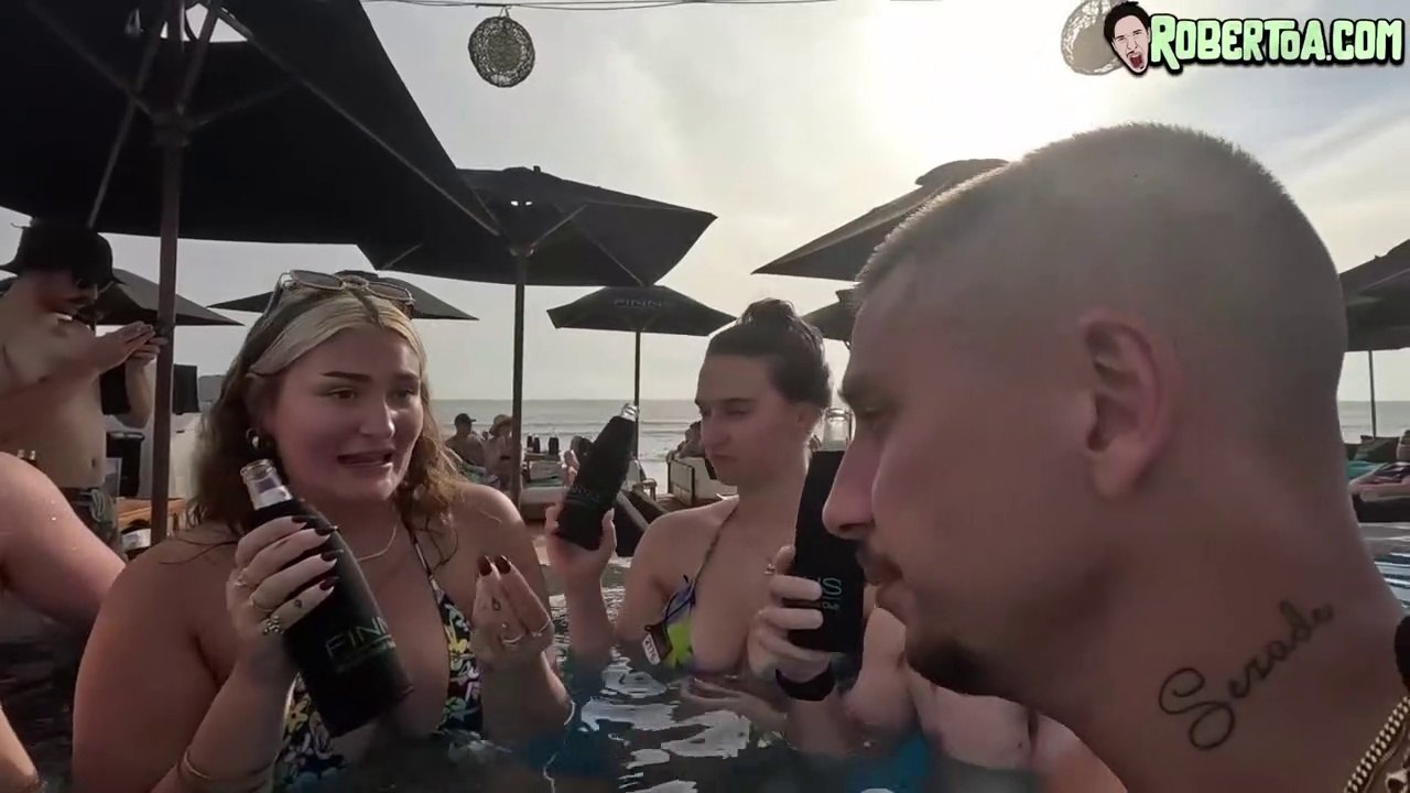 HOT MODEL IN BALI  MAKES ME BREAK CHARACTER! ( Finns Beach Club, Canggu, Denpasar )