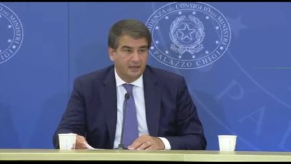 Fitto: nel Dl Sud 45 milioni di euro per Lampedusa