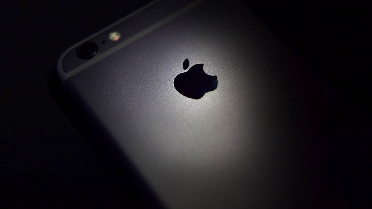 China's Restrictions on iPhones Send Apple Shares Tumbling