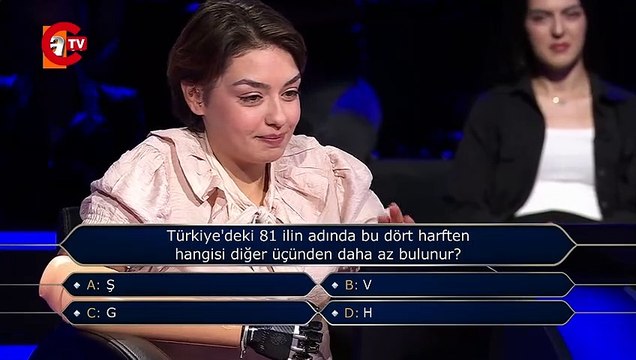 Kim Milyoner Olmak İster'de 1 milyonluk soruyu bildi: Rabia Birsen Göğercin'in hayat hikayesi herkesi ağlattı...